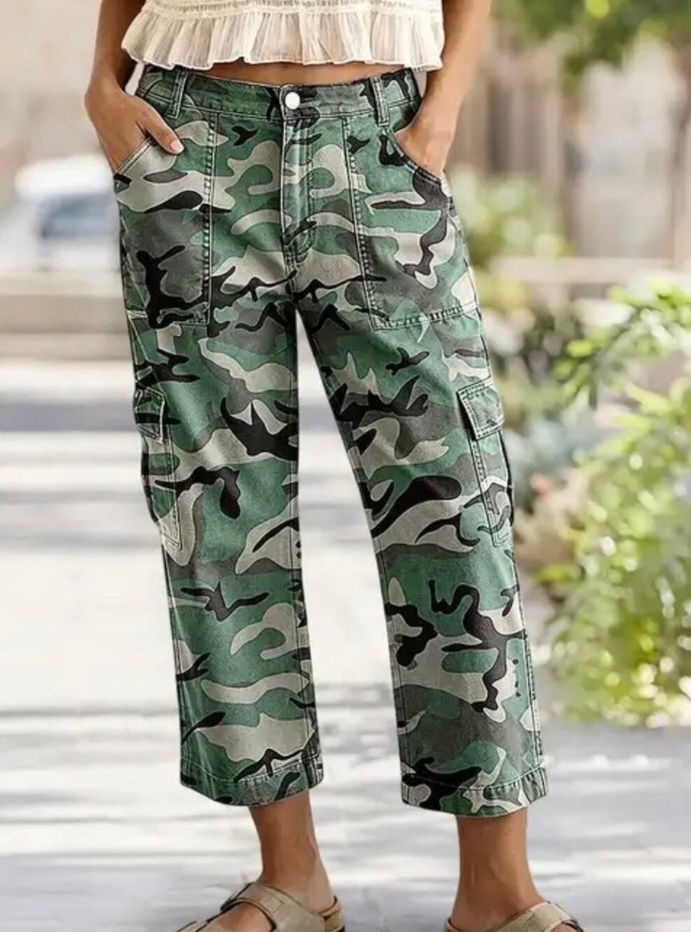 NWT S Flamingals Camouflage Cropped Wide Leg Pants Camo Size Small S